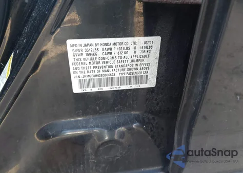 2011 Honda Fit Sport z USA, uszkodzony, nr VIN JHMGE8H62BS006623